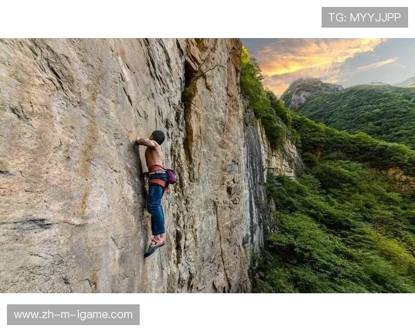 成都攀岩队的团队协作探索与攀登精神的完美结合