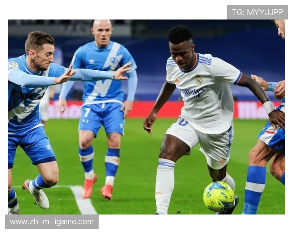 哈马比与永斯基的激烈对决揭示足球战术与团队合作的重要性 哈马比与永斯基的激烈对决揭示足球战术与团队合作的重要性